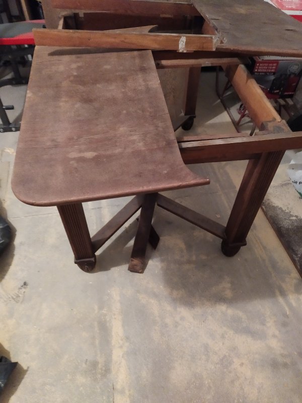 Stół z końca XIX, początku XX wiek - 01 Stół z końca XIX, początku XX wiek - 01