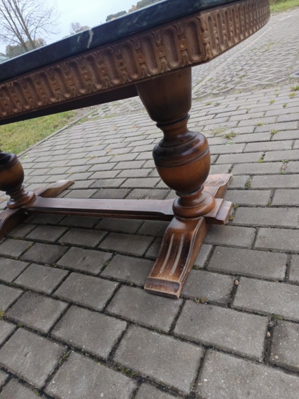 Niemiecki stół z blatem marmurowym - 01 Niemiecki stół z blatem marmurowym - 01