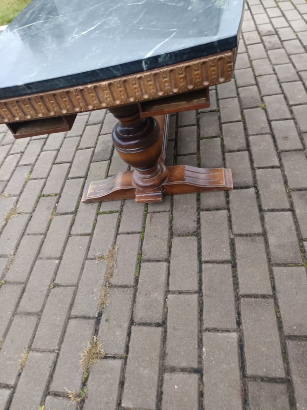 Niemiecki stół z blatem marmurowym - 04 Niemiecki stół z blatem marmurowym - 04