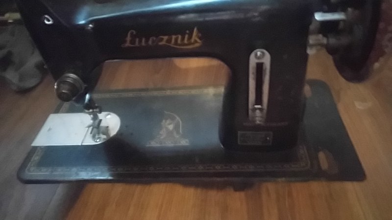 Maszyna do szycia Łucznik