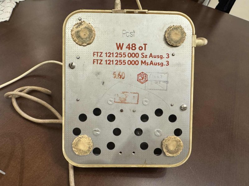 Stary Telefon Tarczowy Retro W 48 oT - 03