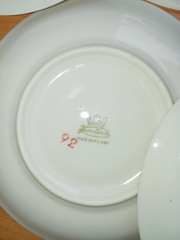 Porcelanowy zestaw kawowy - 01