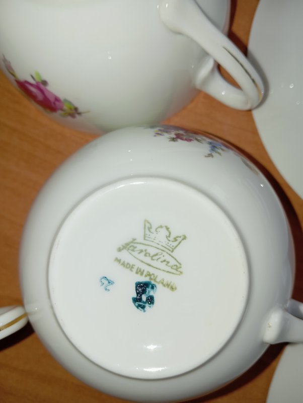 Porcelanowy zestaw kawowy - 02