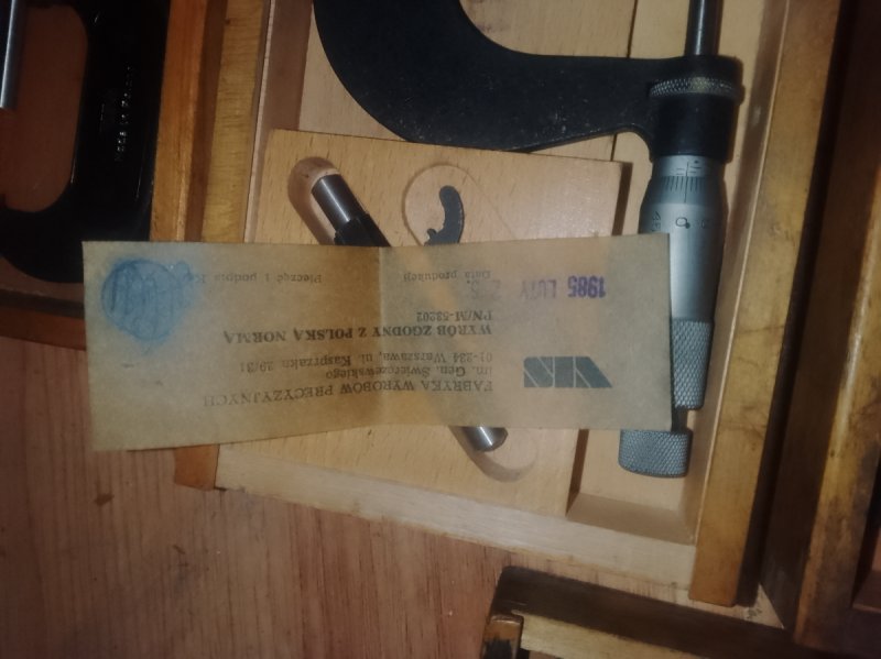 Mikrometry z roku 1985