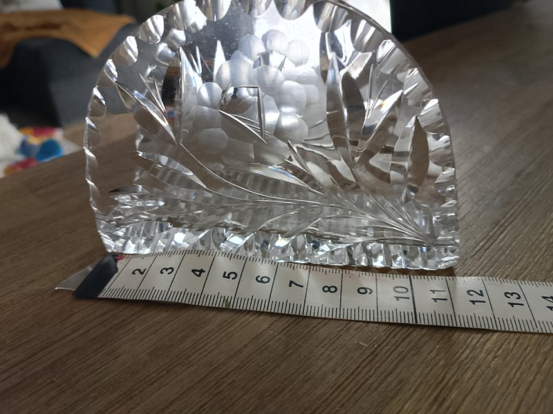 Kryształowy serwetnik