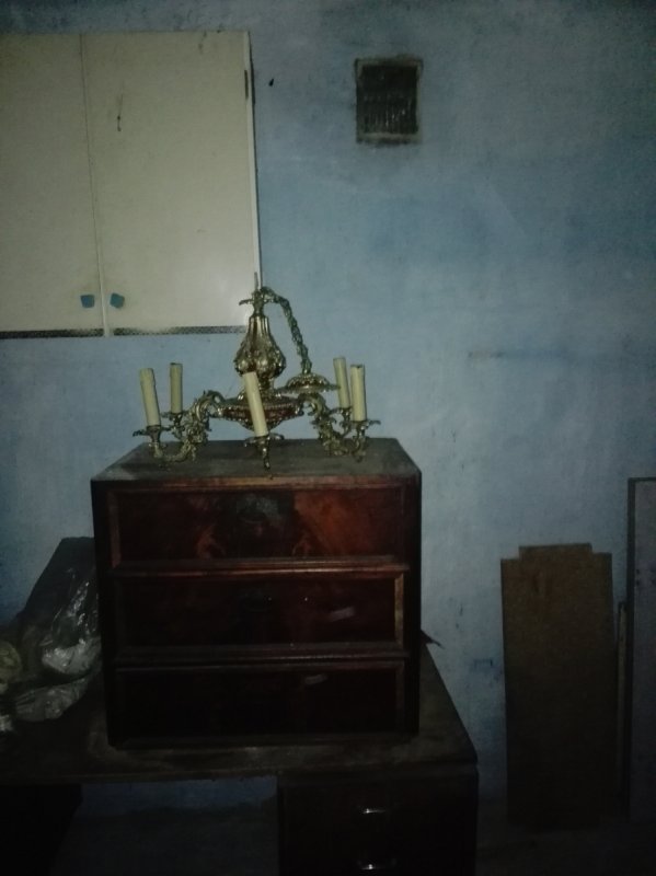 Szafk dwewniana z 3 szufladami - 01