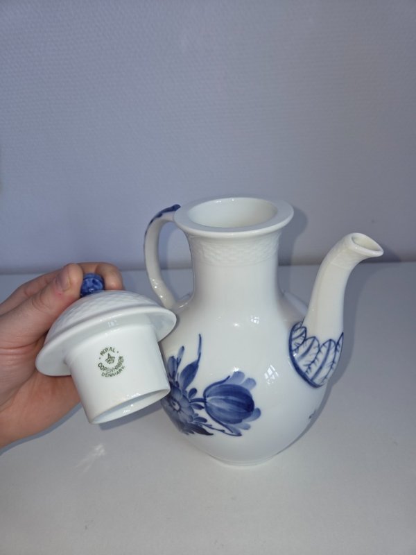 Royal Copenhagen serwis kawowy 31 elementów - 01