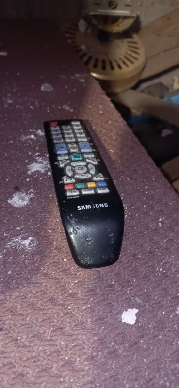 Telewizor Samsung 35 cali - 01