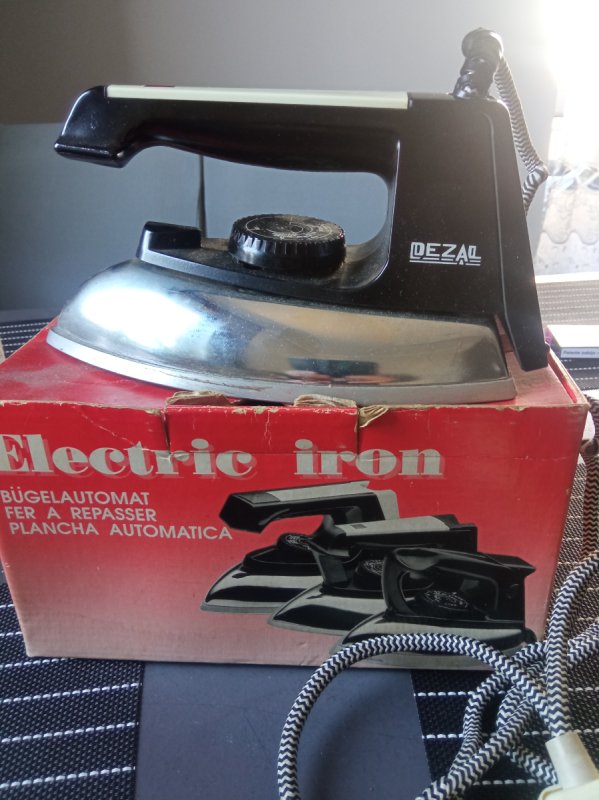 Żelazko dezal typ 276 - 01