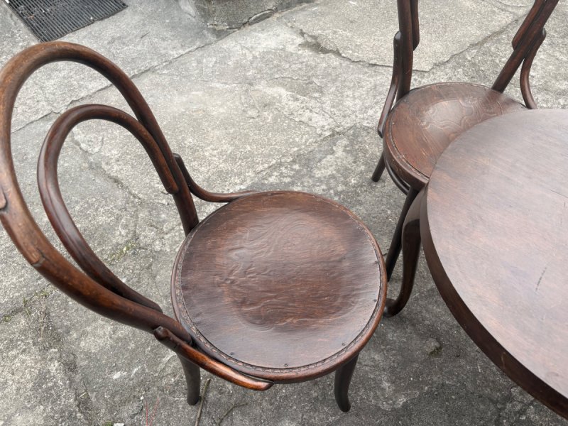 Stół i krzesła gięte Thonet - 03