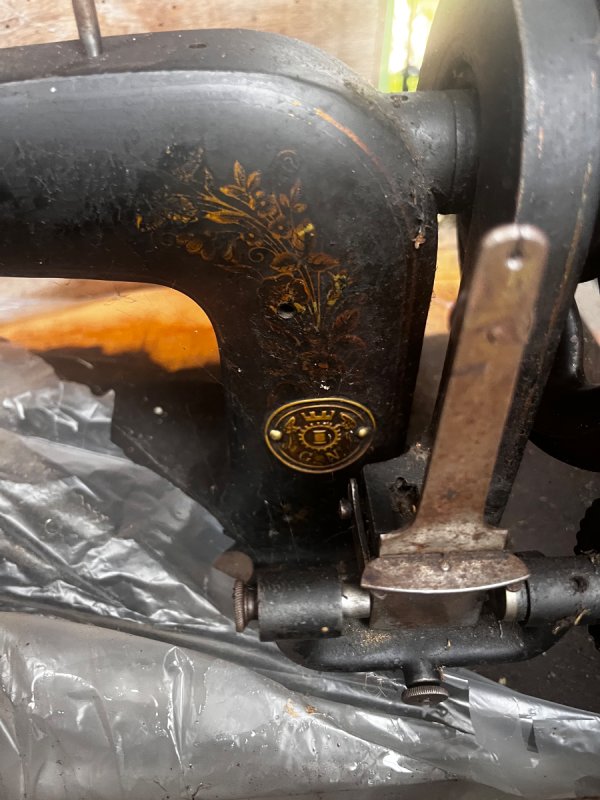 Stara maszyna szewska / kaletnicza Gritzner ręcz - 03