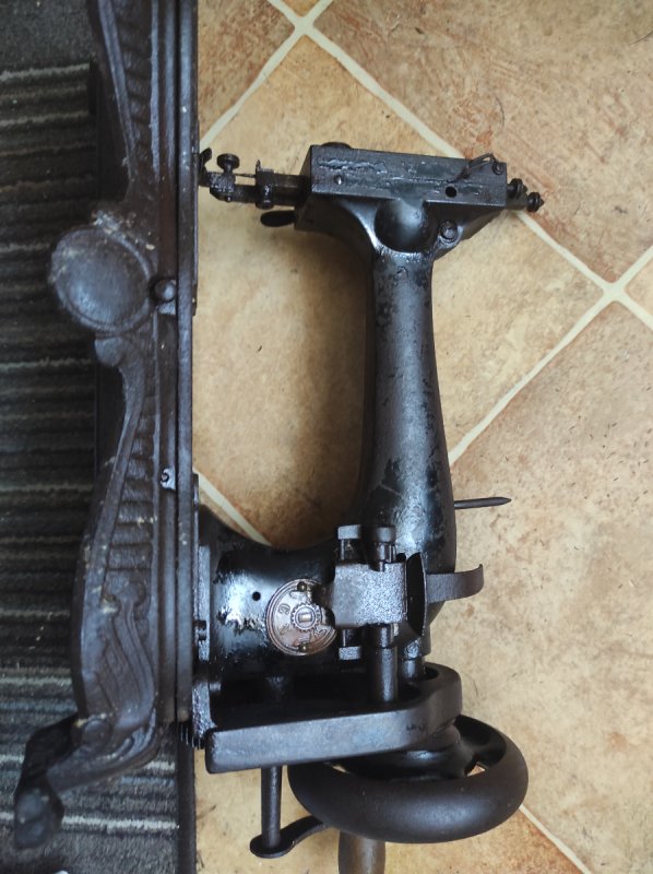 Maszyna do szycia z 1892 unikat - 03