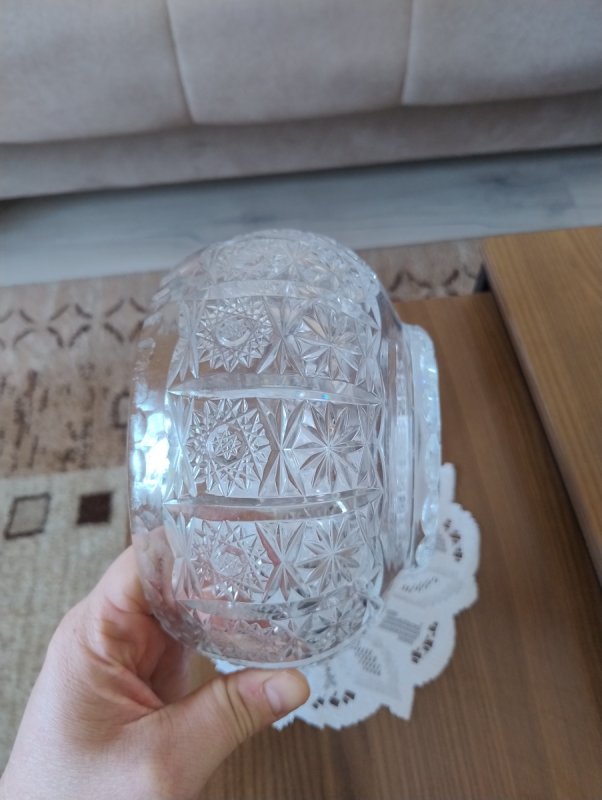 Piękny wazon z kryształu w kształcie kuli - 03