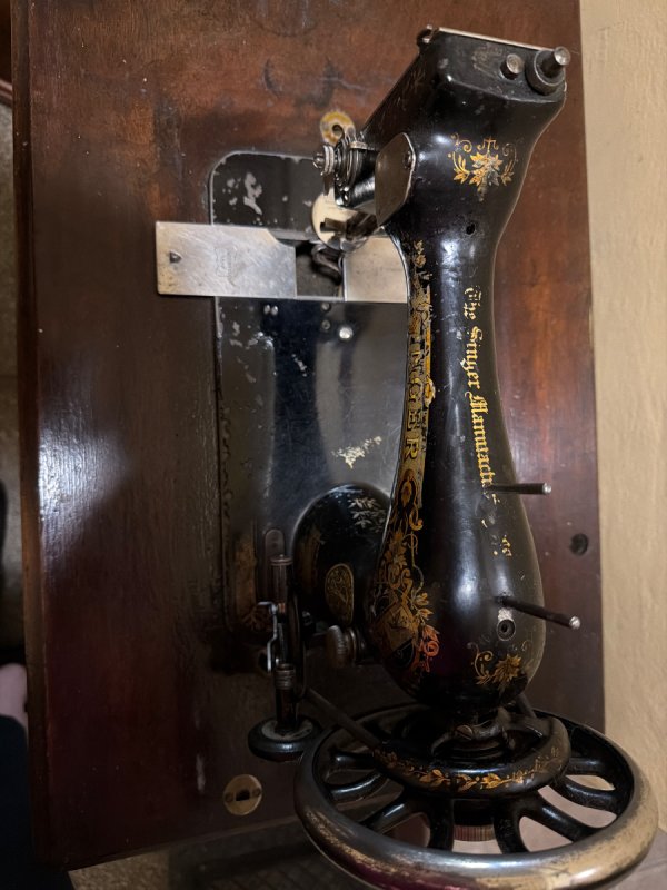 Na sprzedaż maszyna Singer 1886r - 02