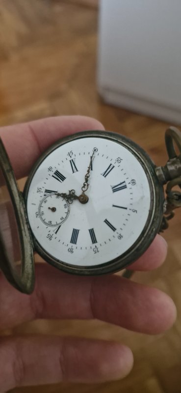 Zabytkowy zegarek kieszonkowy srebrny 0.800 - 01 Zabytkowy zegarek kieszonkowy srebrny 0.800 - 01