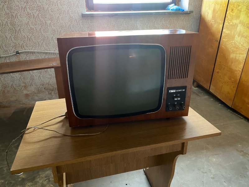 Telewizor Lazuryt 106