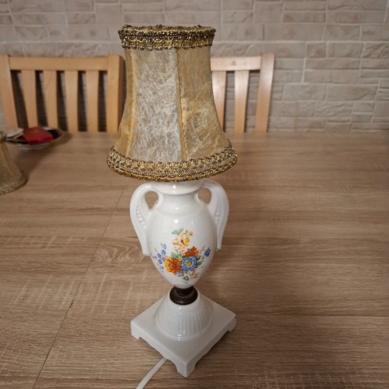 Lampka nocna vintage.