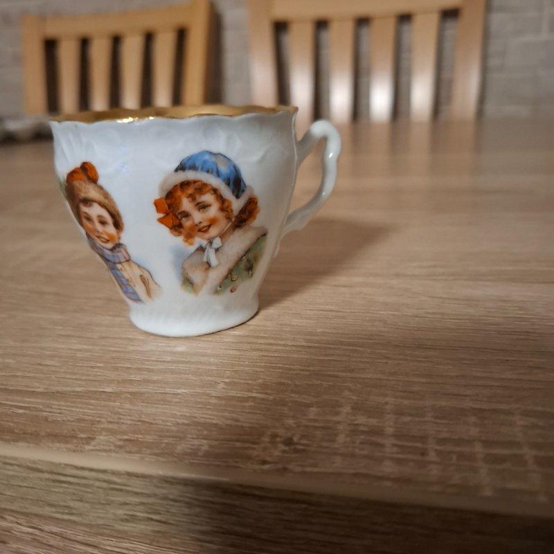 Kubki i filiżanki porcelanowe 1915 r. - 01