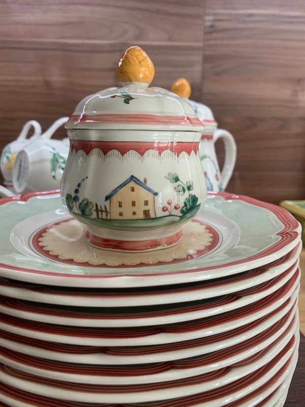 Serwis porcelanowy,kawowy Marki Villeroy Boch - 03